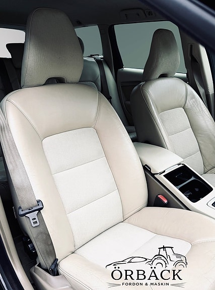 Volvo V70 7 of 15