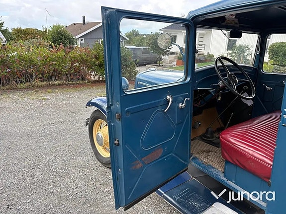 Ford B 15 of 26