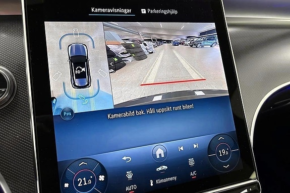 Mercedes-Benz GLC300 de 19 of 19