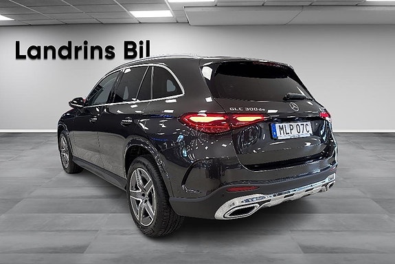 Mercedes-Benz GLC300 de 6 of 19