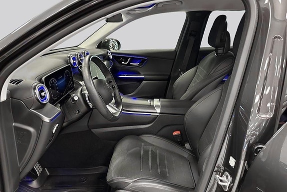 Mercedes-Benz GLC300 de 8 of 19