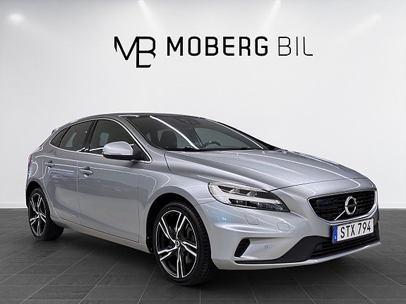 Volvo V40 6 of 17