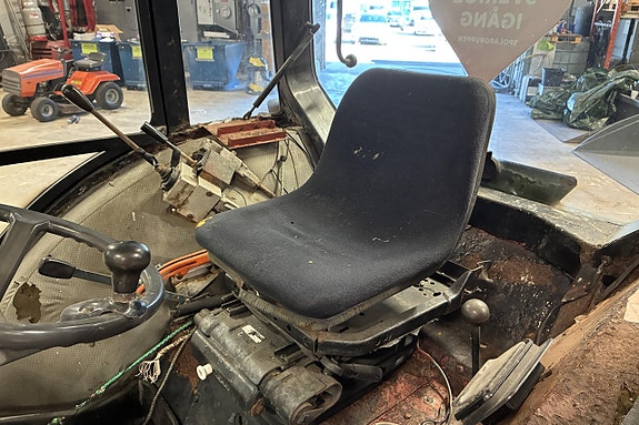 KUBOTA L 2550 DT ink. plog, spridare, sopaggregat 12 of 27