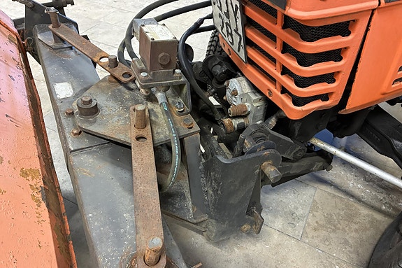 KUBOTA L 2550 DT ink. plog, spridare, sopaggregat 16 of 27