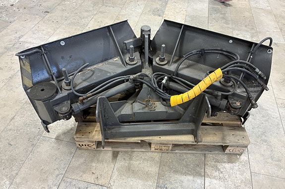 KUBOTA L 2550 DT ink. plog, spridare, sopaggregat 26 of 27