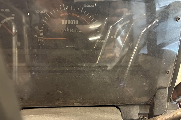 KUBOTA L 2550 DT ink. plog, spridare, sopaggregat 14 of 27
