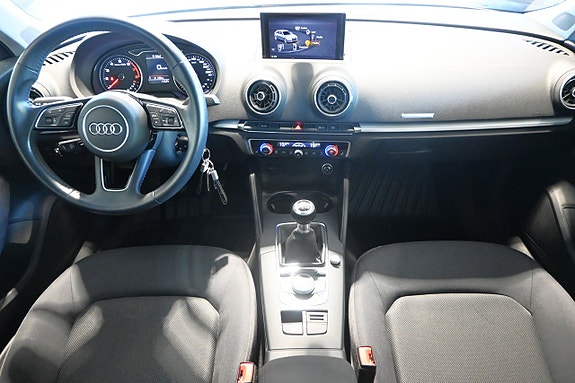 Audi A3 9 of 27