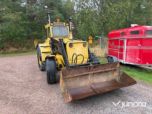Traktorgrävare Volvo BM GM 614 med Hymas grävaggregat 13 of 30