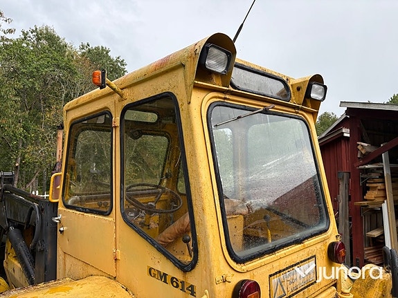 Traktorgrävare Volvo BM GM 614 med Hymas grävaggregat 21 of 30