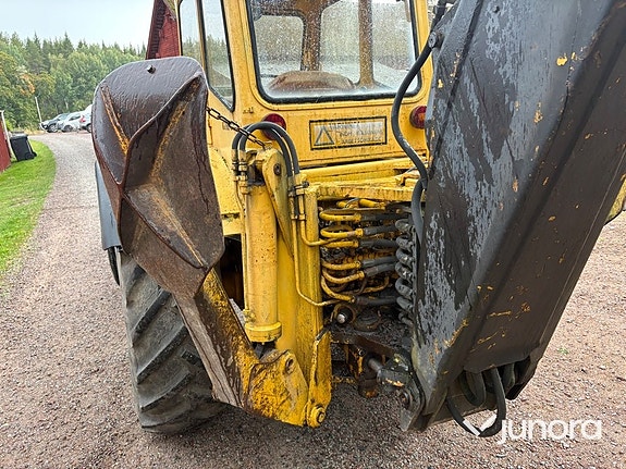 Traktorgrävare Volvo BM GM 614 med Hymas grävaggregat 22 of 30