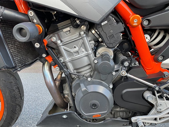 KTM 890 Duke R Fullutrustad 6 of 8
