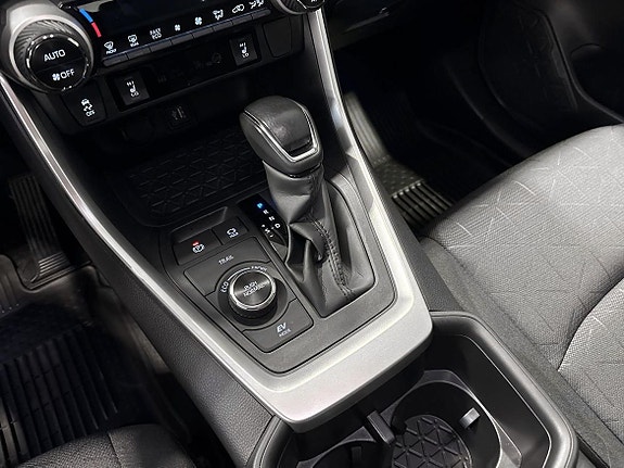 Toyota RAV4 18 of 19