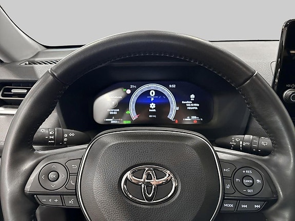 Toyota RAV4 15 of 19