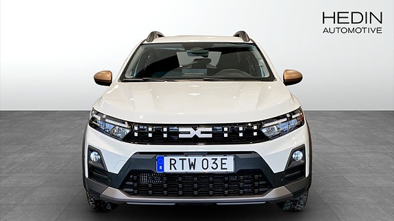 Dacia Sandero Stepway 2 of 22