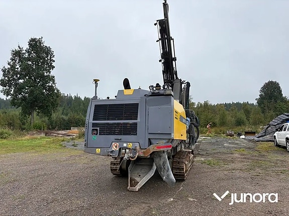 Borrigg Epiroc T40 med Leica borrsystem 10 of 30