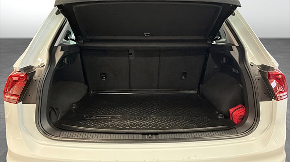 Volkswagen Tiguan 12 of 13