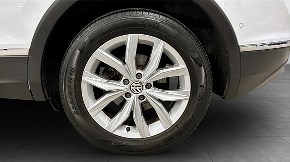 Volkswagen Tiguan 6 of 13