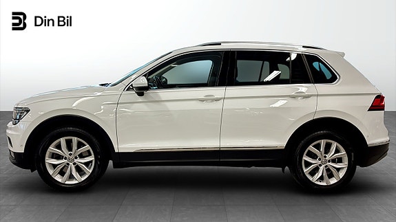 Volkswagen Tiguan 2 of 13
