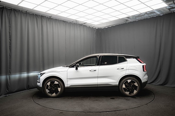 Volvo EX30 10 of 23
