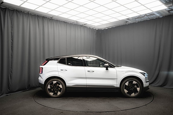 Volvo EX30 6 of 23