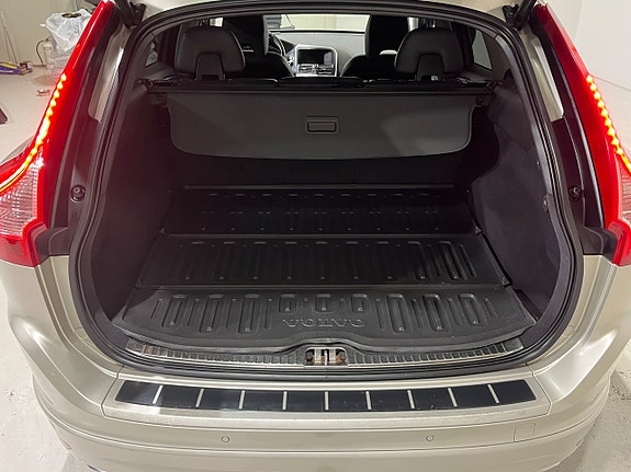 Volvo XC60 11 of 21