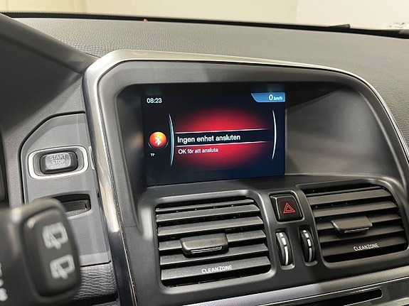 Volvo XC60 18 of 21