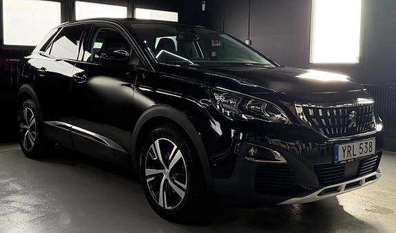 Peugeot 3008 2 of 13