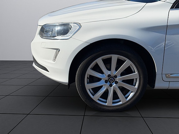 Volvo XC60 23 of 23