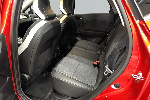 Renault Captur 7 of 18