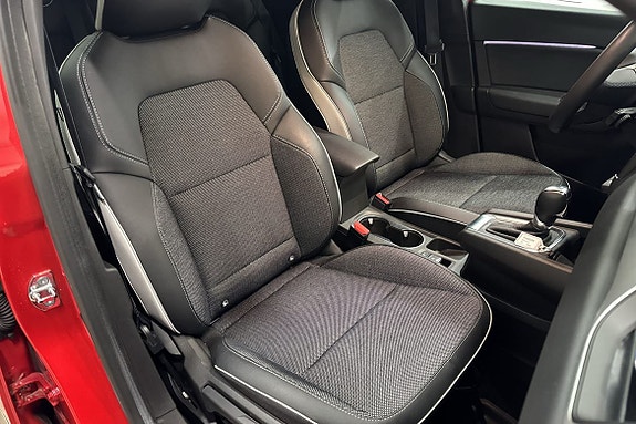 Renault Captur 14 of 18