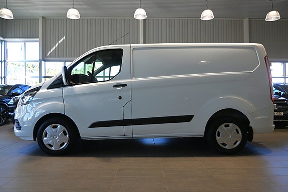 Ford Transit Custom 2 of 25