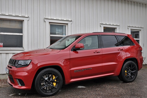 Jeep Grand Cherokee 2 of 16