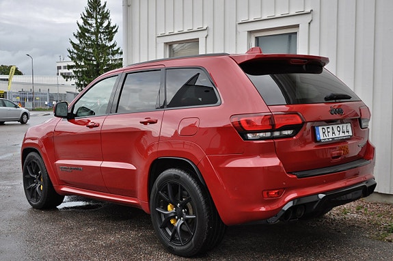 Jeep Grand Cherokee 4 of 16