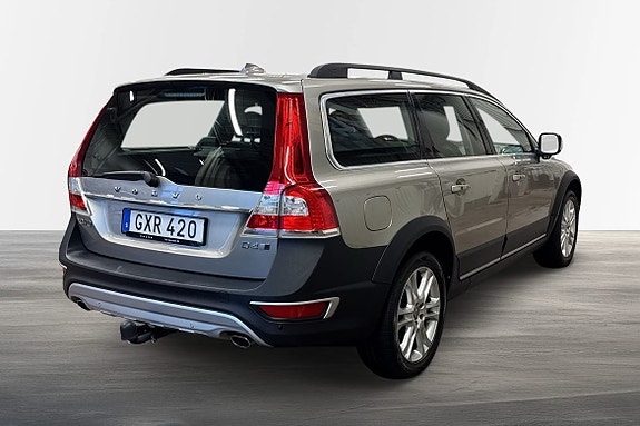 Volvo XC70 3 of 23