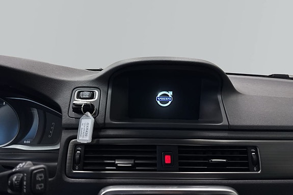 Volvo XC70 6 of 23