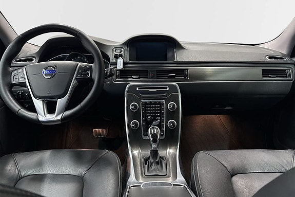 Volvo XC70 5 of 23