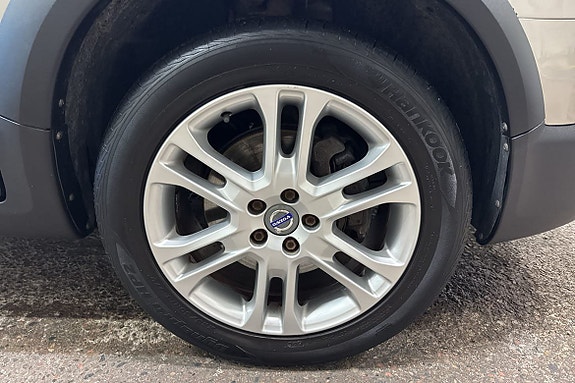 Volvo XC70 10 of 23