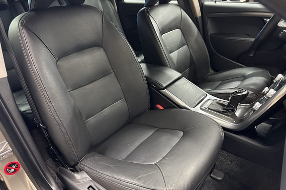 Volvo XC70 18 of 23