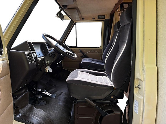 Dethleffs Campervan 9 of 23