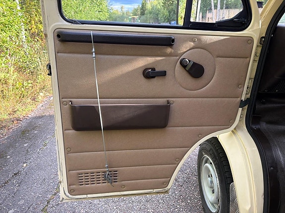 Dethleffs Campervan 11 of 23