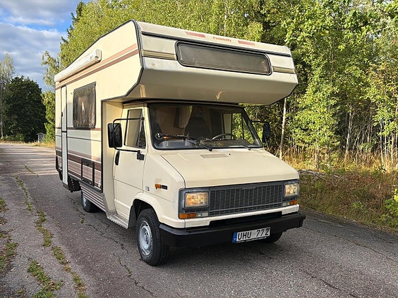 Dethleffs Campervan 4 of 23