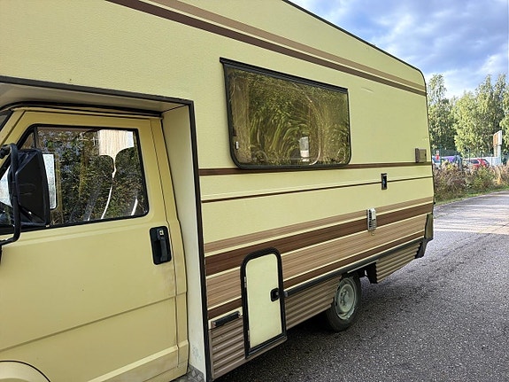 Dethleffs Campervan 8 of 23