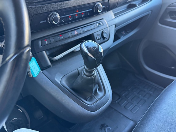Peugeot Expert 7 of 19