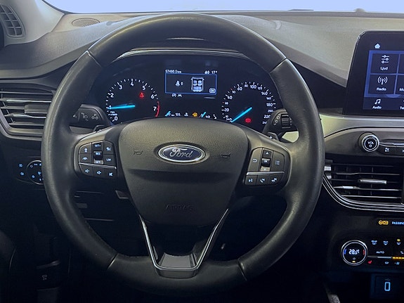 Ford Focus 9 of 17