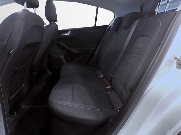 Ford Focus 15 of 17