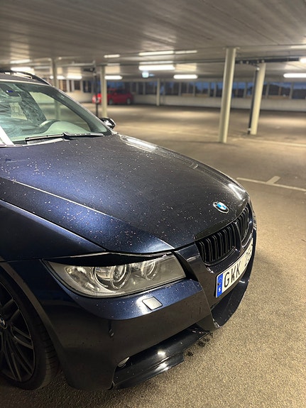 BMW 320d 5 of 13