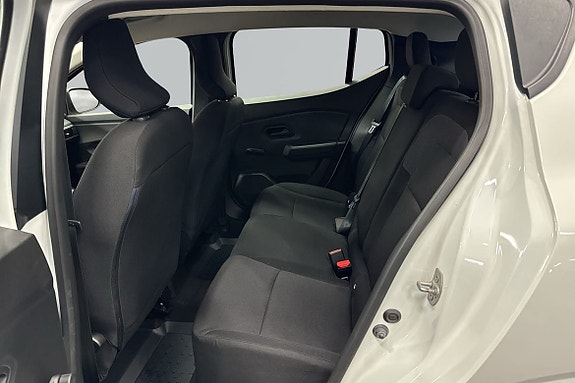 Dacia Sandero 7 of 17