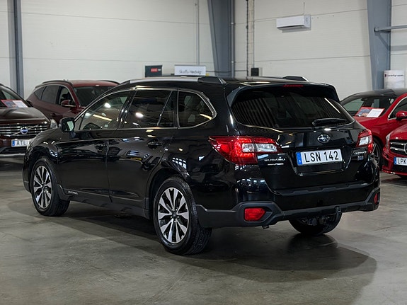 Subaru Outback 6 of 30