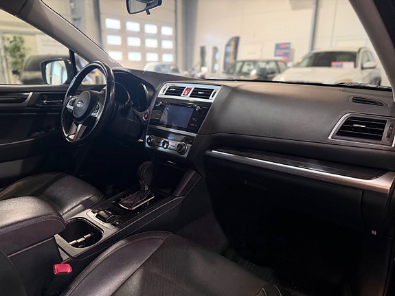 Subaru Outback 21 of 30