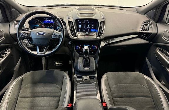 Ford Kuga 5 of 5